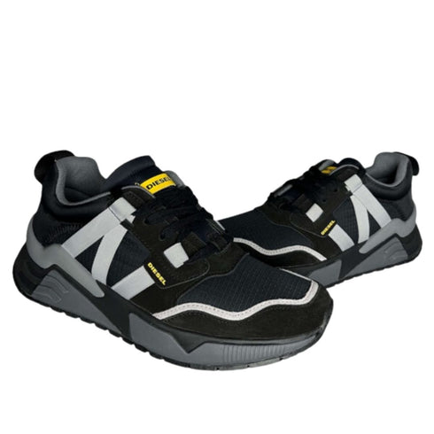 TENIS NEGROS Y02303 P8146 H1247 DIESEL